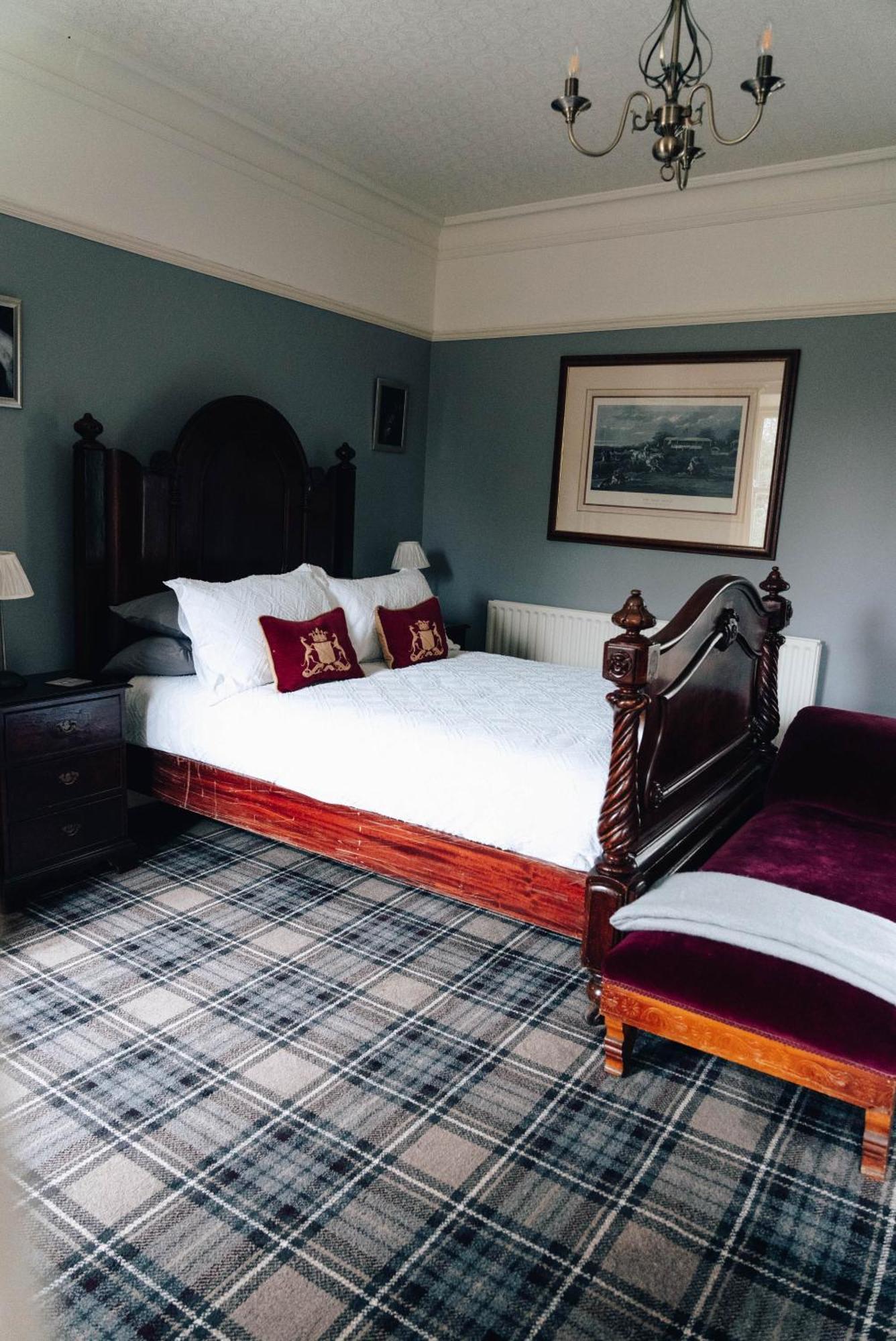 Luxury Accommodation In County Antrim With Riverside Hot Tub Kells Buitenkant foto
